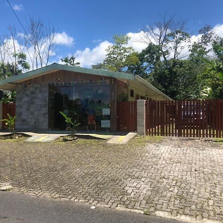 Le Petit Hotel La Fortuna Exterior photo